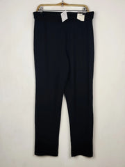 Buy online pre-used pre-loved 100% authentic & Original branded Marks & Spencer (TT-4215) available in Pakistan. Top international brands avilable.
