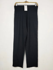Buy online pre-used pre-loved 100% authentic & Original branded Marks & Spencer (TT-4222) available in Pakistan. Top international brands avilable.
