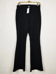 Buy online pre-used pre-loved 100% authentic & Original branded H&M (TT-4231) available in Pakistan. Top international brands avilable.