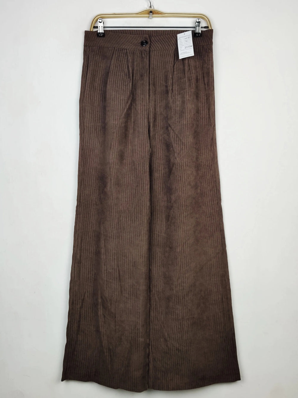 Buy online pre-used pre-loved 100% authentic & Original branded Shein (TT-4233) available in Pakistan. Top international brands avilable.
