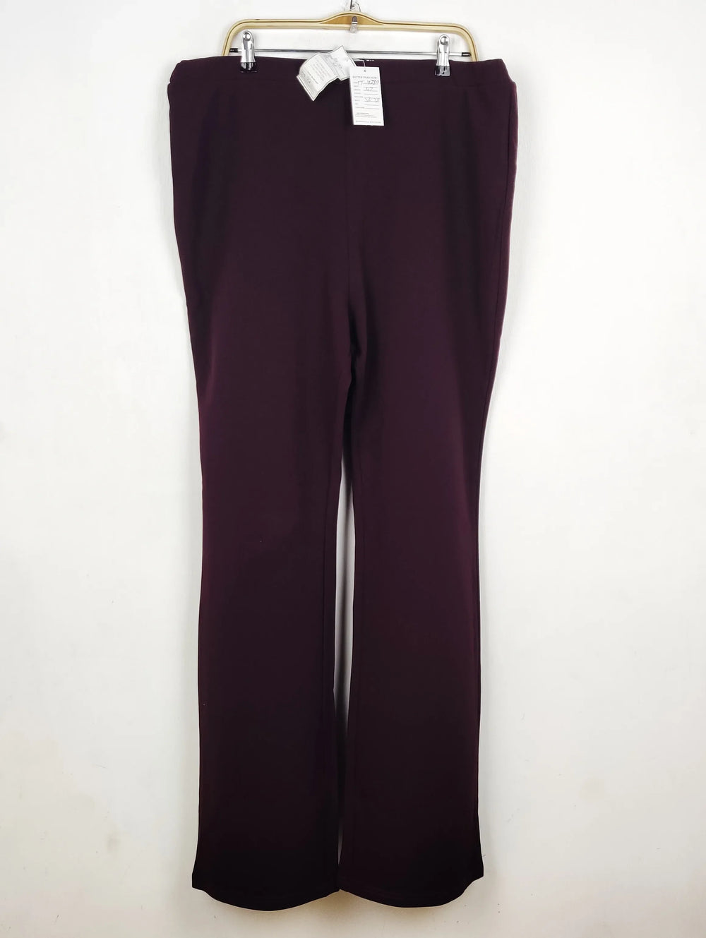 Buy online pre-used pre-loved 100% authentic & Original branded Asos (TT-4289) available in Pakistan. Top international brands avilable.
