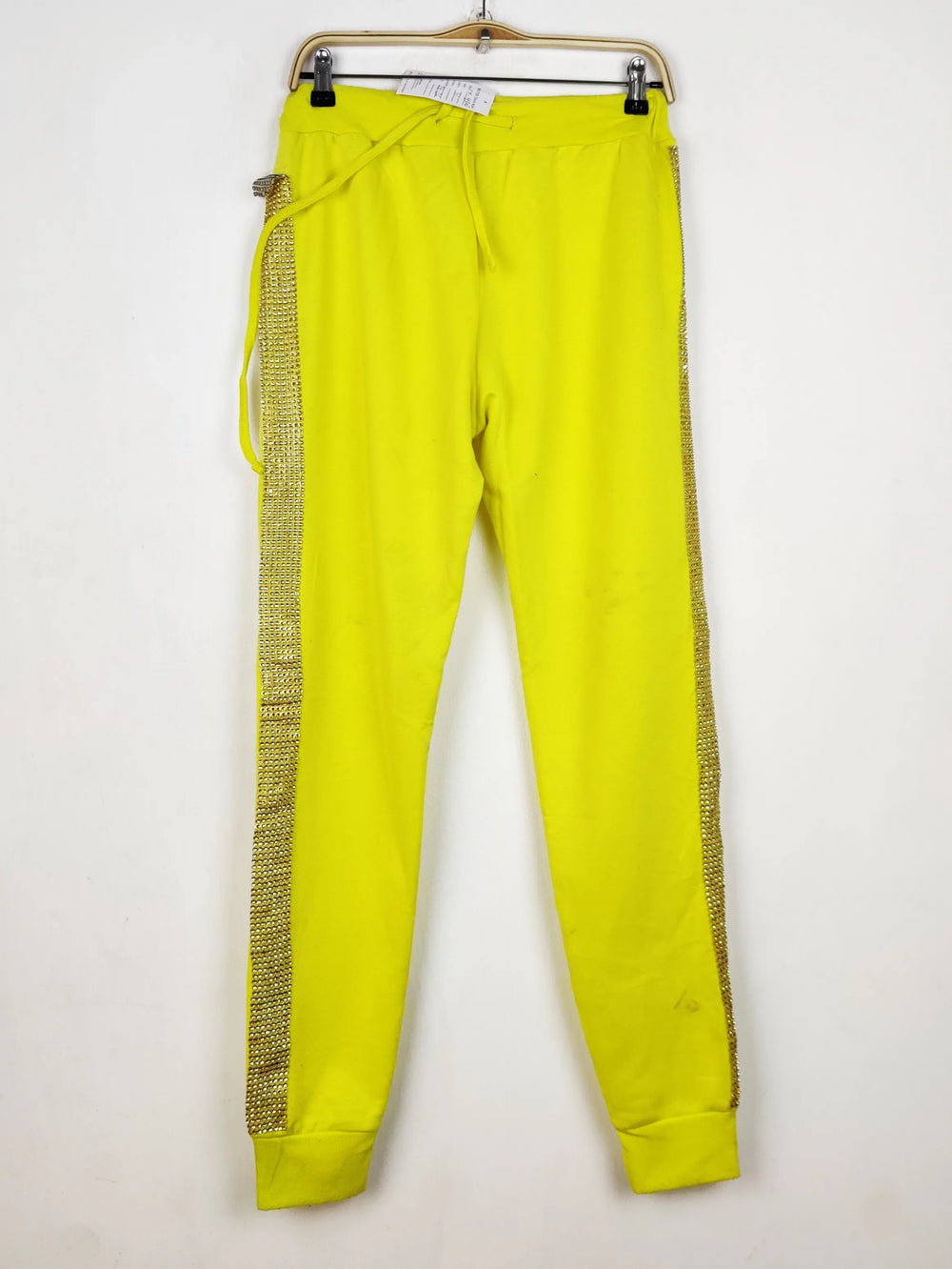 Buy online pre-used pre-loved 100% authentic & Original branded Boohoo (TT-4302) available in Pakistan. Top international brands avilable.