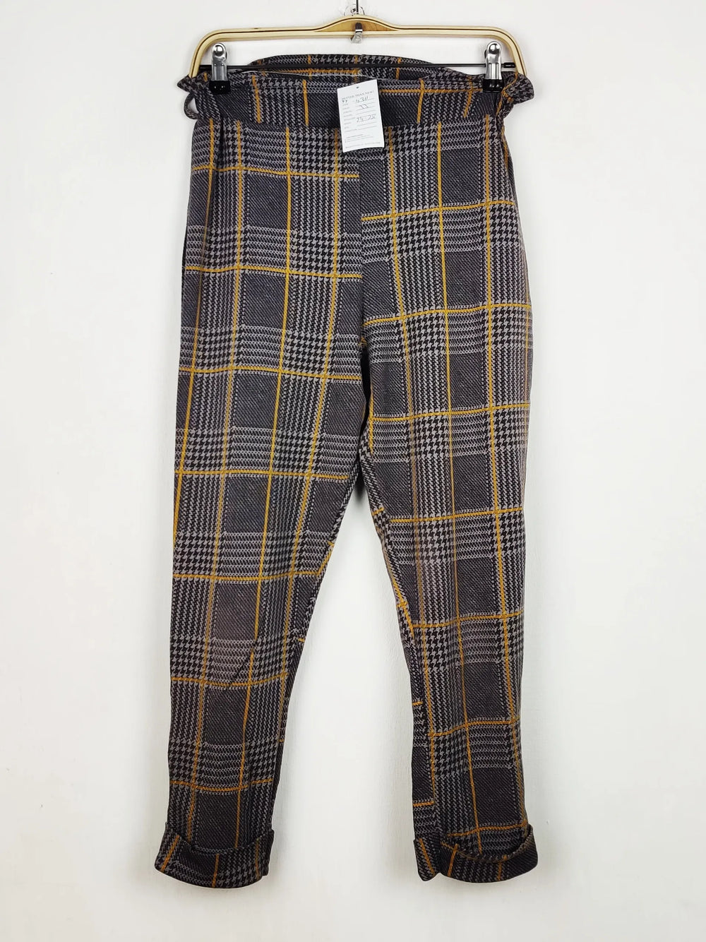 Buy online pre-used pre-loved 100% authentic & Original branded Boohoo (TT-4311) available in Pakistan. Top international brands avilable.