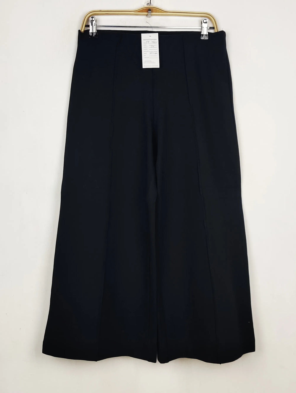 Buy online pre-used pre-loved 100% authentic & Original branded Marks & Spencer (TT-4361) available in Pakistan. Top international brands avilable.
