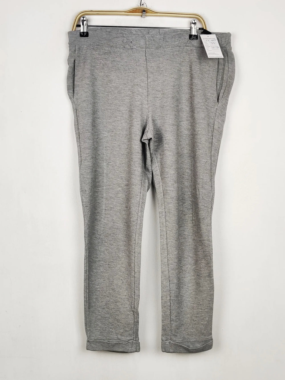 Buy online pre-used pre-loved 100% authentic & Original branded Marks & Spencer (TT-4377) available in Pakistan. Top international brands avilable.