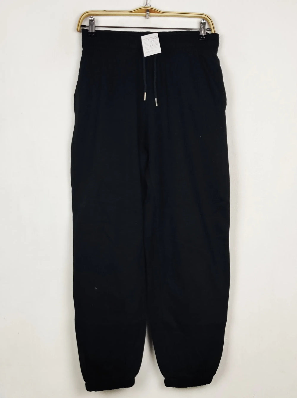 Buy online pre-used pre-loved 100% authentic & Original branded H&M (TT-4380) available in Pakistan. Top international brands avilable.