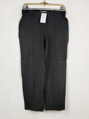 Buy online pre-used pre-loved 100% authentic & Original branded Marks & Spencer (TT-4386) available in Pakistan. Top international brands avilable.