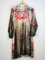 Buy online pre-used pre-loved 100% authentic & Original branded Unknown Brand (WBK-1002) available in Pakistan. Top international brands avilable.