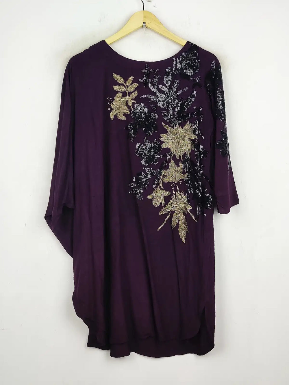 Buy online pre-used pre-loved 100% authentic & Original branded Limelight (WBK-1012) available in Pakistan. Top international brands avilable.