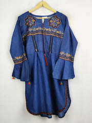 Buy online pre-used pre-loved 100% authentic & Original branded Unknown Brand (WBK-1033) available in Pakistan. Top international brands avilable.