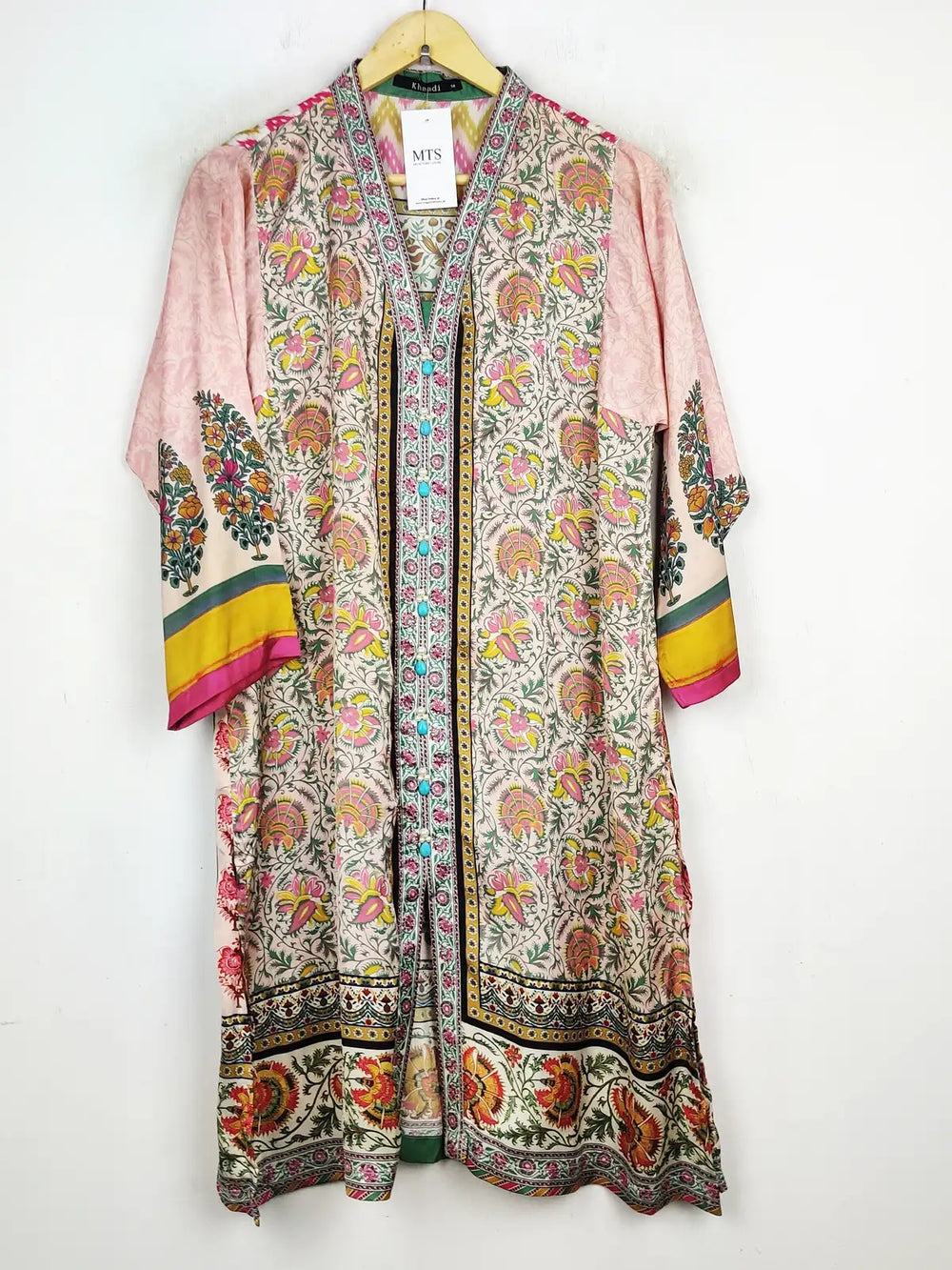 Buy online pre-used pre-loved 100% authentic & Original branded Unknown Brand (WBK-1042) available in Pakistan. Top international brands avilable.