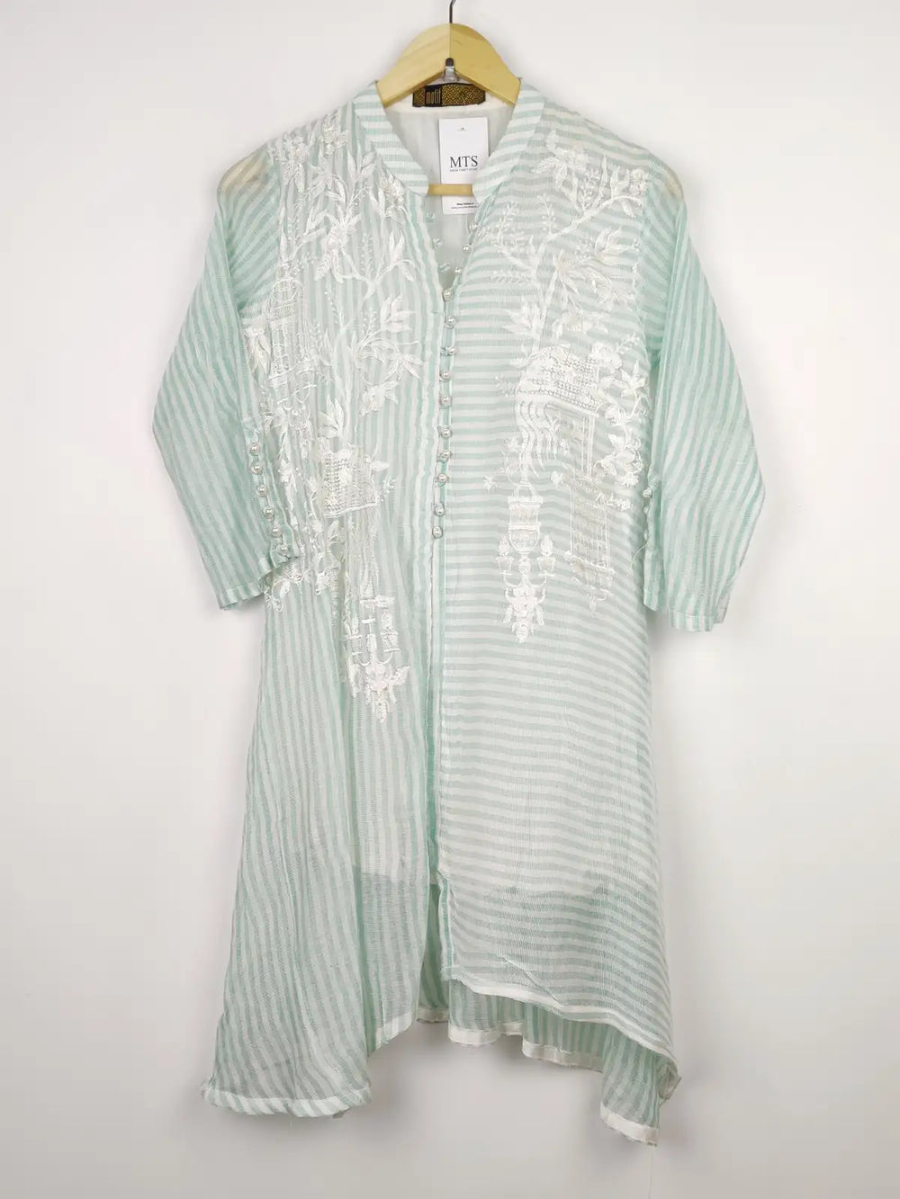 Buy online pre-used pre-loved 100% authentic & Original branded Motif (WBK-1245) available in Pakistan. Top international brands avilable.