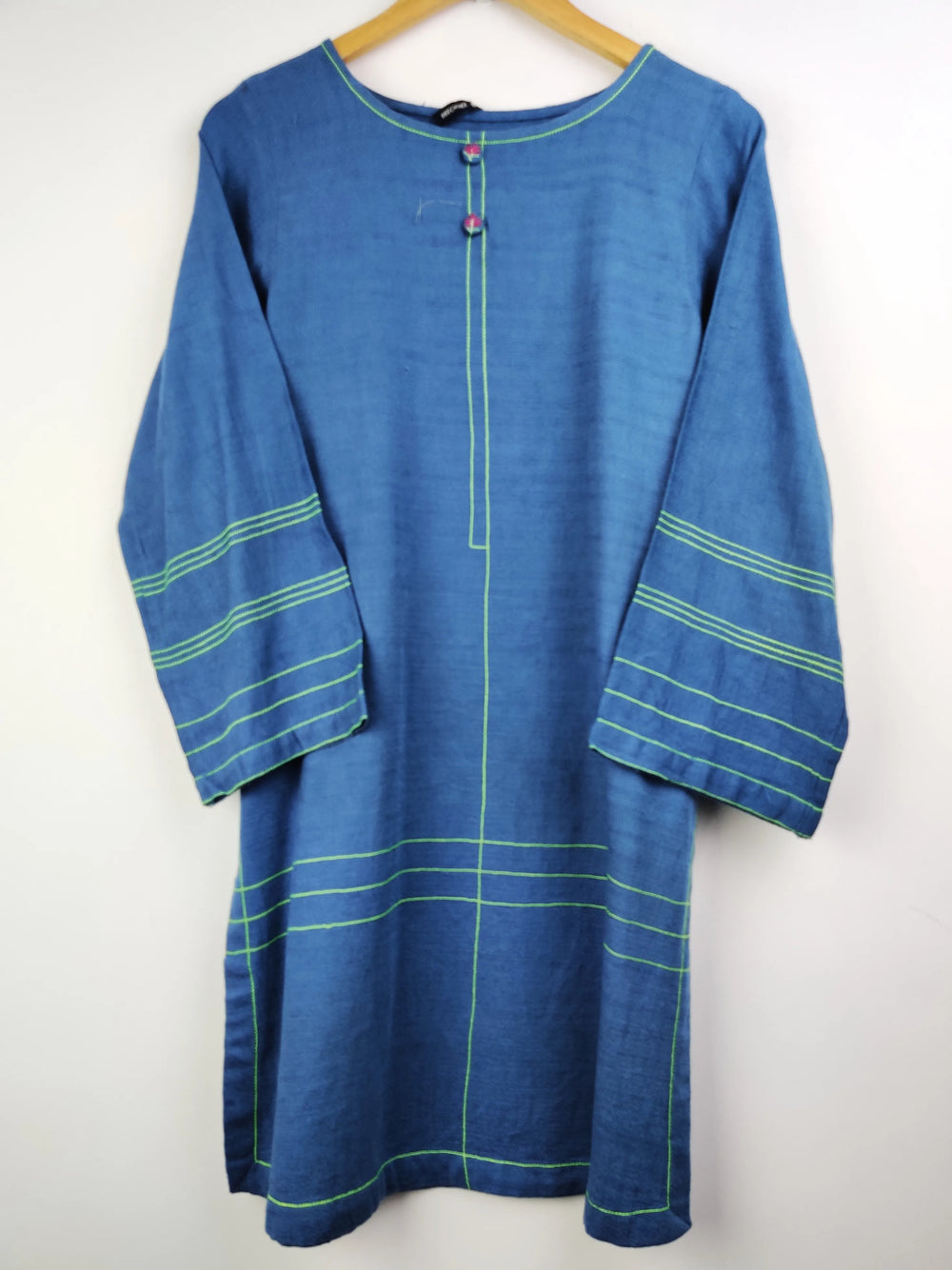 Buy online pre-used pre-loved 100% authentic & Original branded Beechtree (WBK-156) available in Pakistan. Top international brands avilable.