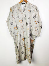 Buy online pre-used pre-loved 100% authentic & Original branded Regalia (WBK-174) available in Pakistan. Top international brands avilable.