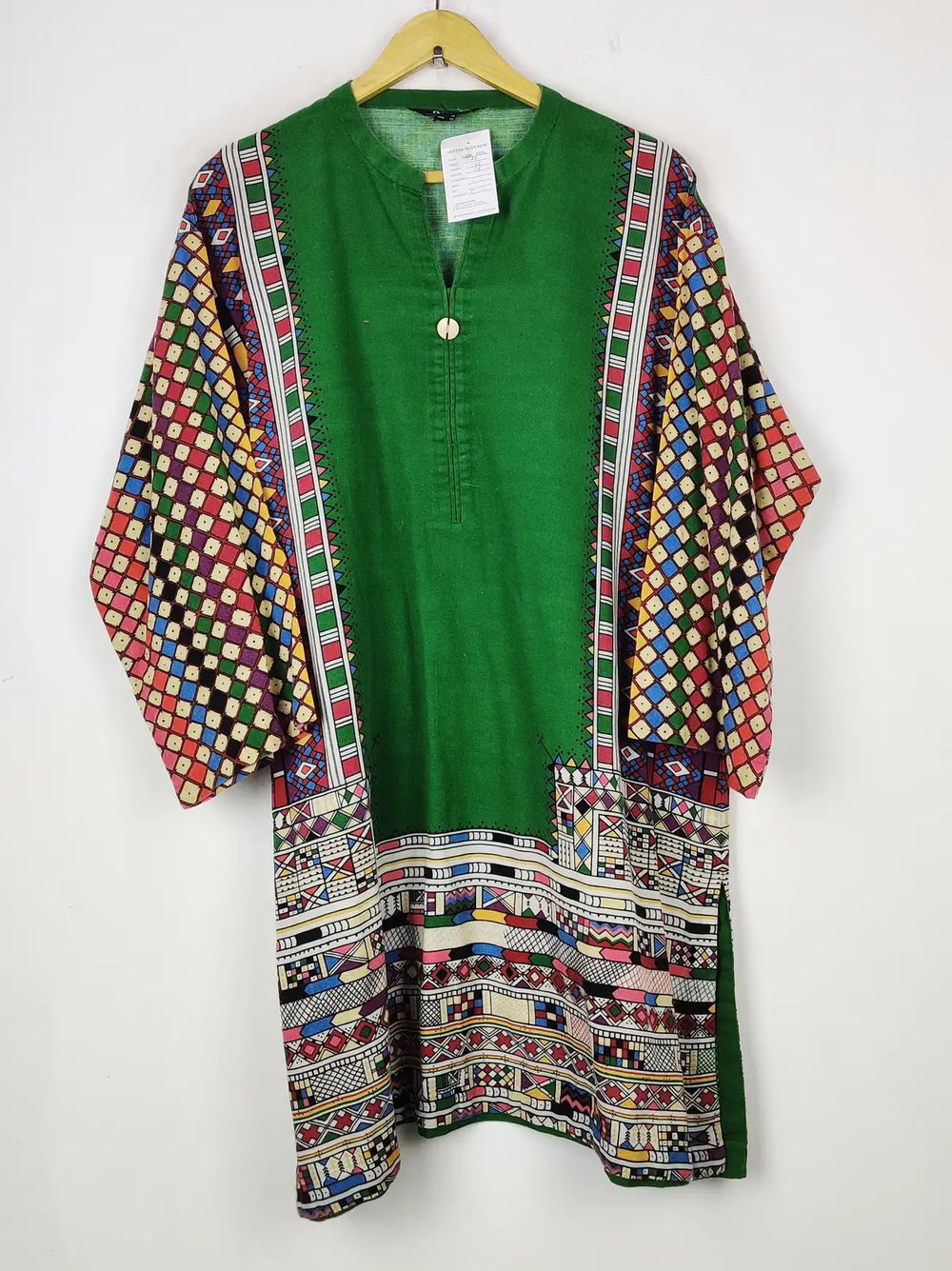 Buy online pre-used pre-loved 100% authentic & Original branded Nishat Linen (WBK-1934) available in Pakistan. Top international brands avilable.