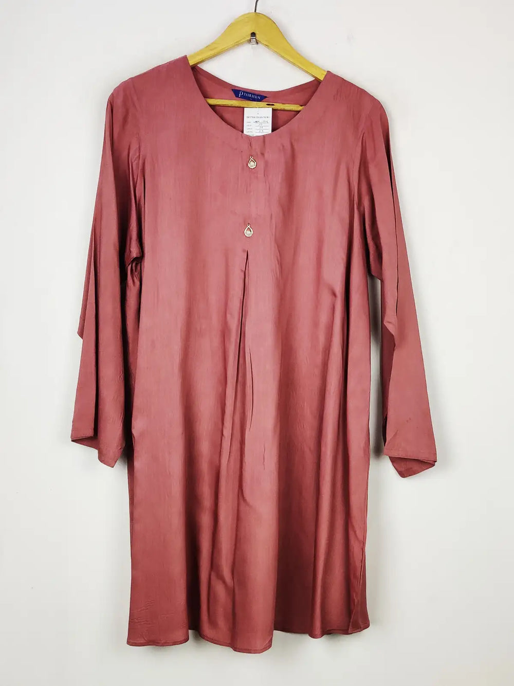 Buy online pre-used pre-loved 100% authentic & Original branded Pairhan (WBK-1975) available in Pakistan. Top international brands avilable.