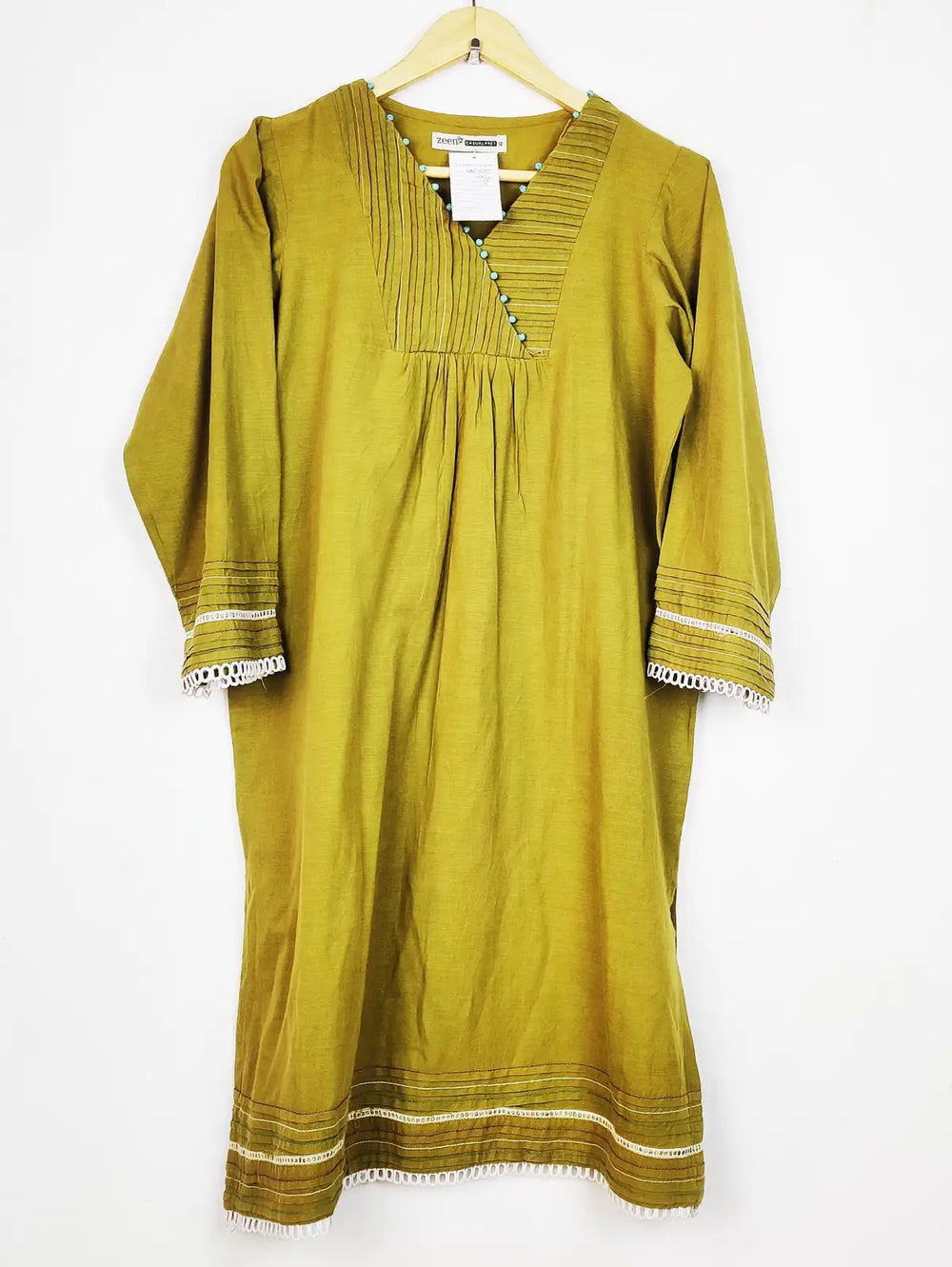 Buy online pre-used pre-loved 100% authentic & Original branded Zeen (WBK-2500) available in Pakistan. Top international brands avilable.