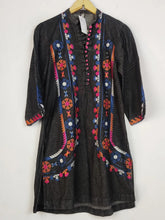 Buy online pre-used pre-loved 100% authentic & Original branded Ethnic (WBK-2509) available in Pakistan. Top international brands avilable.