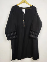 Buy online pre-used pre-loved 100% authentic & Original branded Saya (WBK-2571) available in Pakistan. Top international brands avilable.