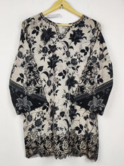 Buy online pre-used pre-loved 100% authentic & Original branded Unknown Brand (WBK-2592) available in Pakistan. Top international brands avilable.