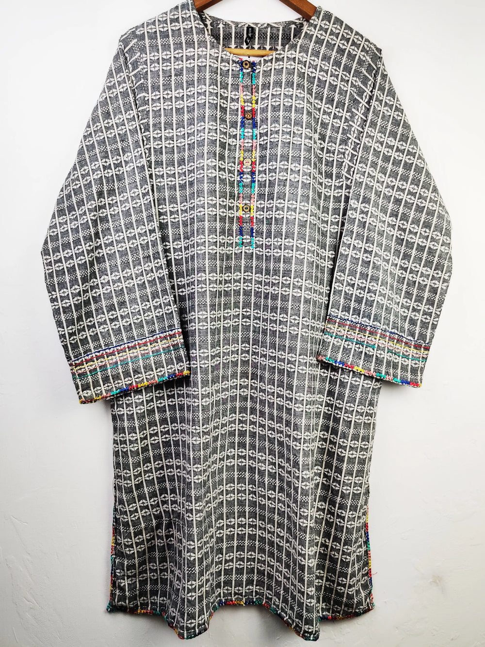 Buy online pre-used pre-loved 100% authentic & Original branded Beechtree (WBK-25) available in Pakistan. Top international brands avilable.