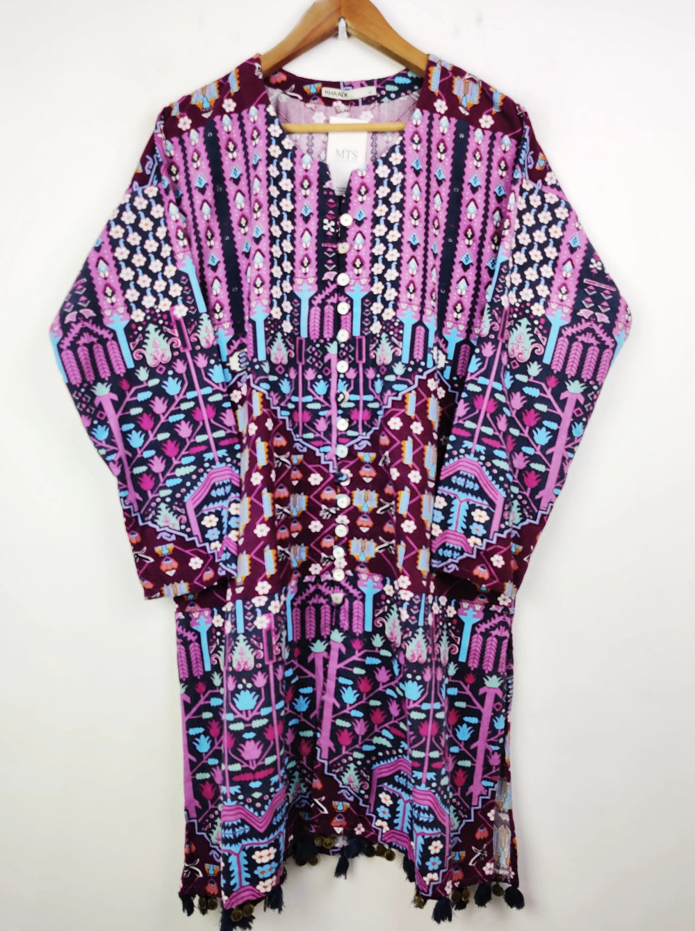 Buy online pre-used pre-loved 100% authentic & Original branded Khaadi (WBK-261) available in Pakistan. Top international brands avilable.