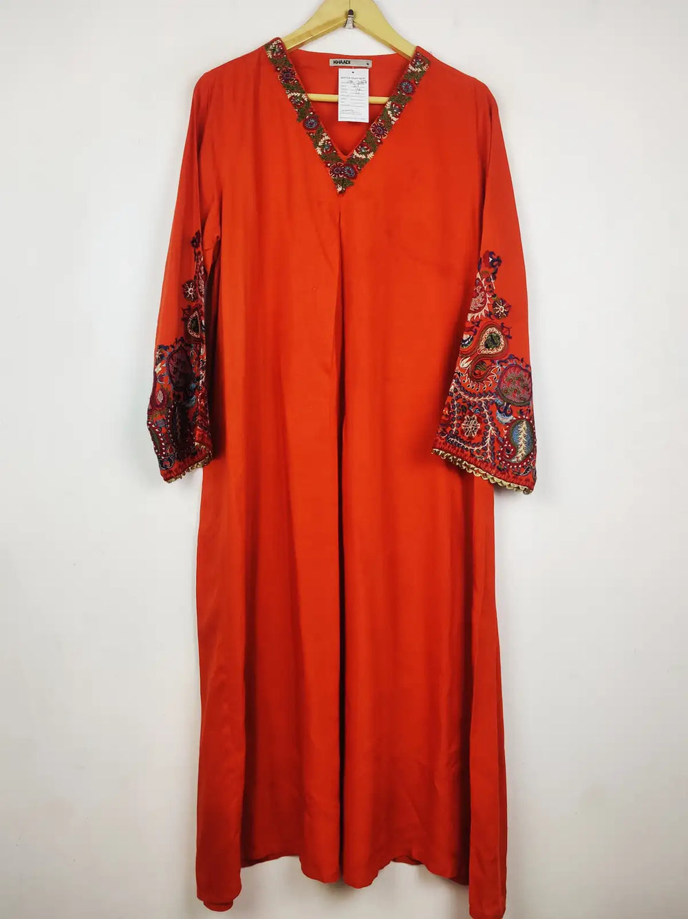 Buy online pre-used pre-loved 100% authentic & Original branded Khaadi (WBK-2657) available in Pakistan. Top international brands avilable.