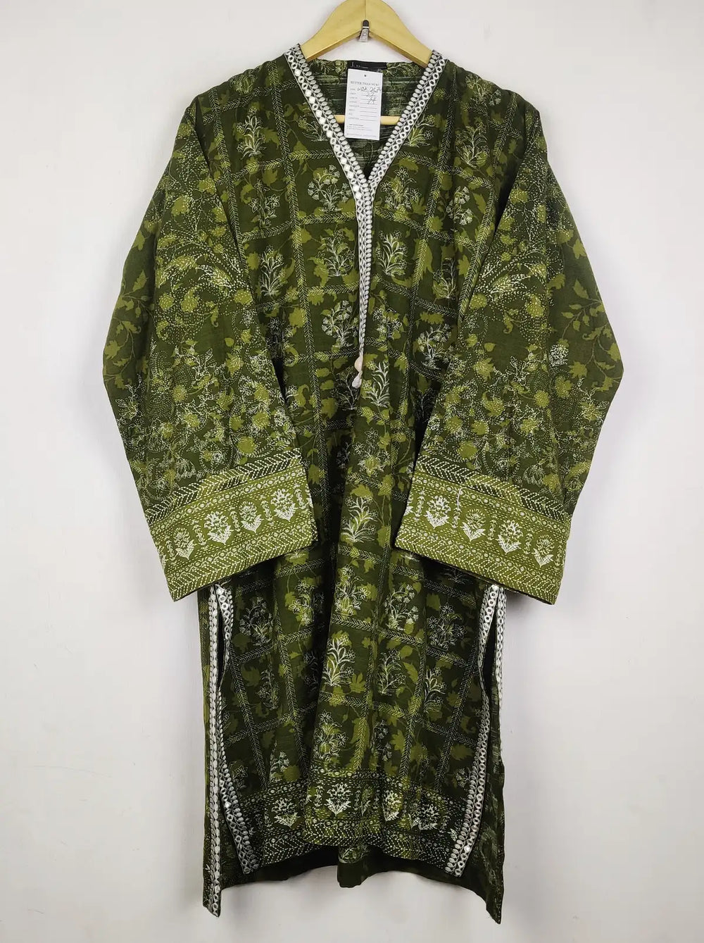 Buy online pre-used pre-loved 100% authentic & Original branded J.Pret (WBK-2674) available in Pakistan. Top international brands avilable.