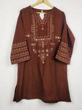 Buy online pre-used pre-loved 100% authentic & Original branded Ethnic (WBK-2677) available in Pakistan. Top international brands avilable.
