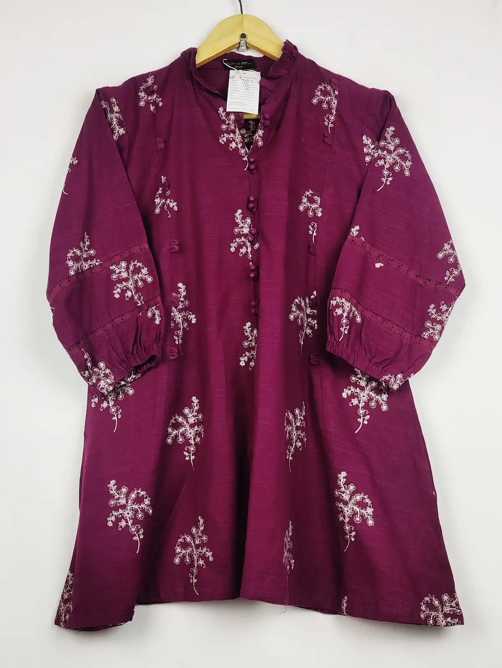Buy online pre-used pre-loved 100% authentic & Original branded Agha Noor (WBK-2694) available in Pakistan. Top international brands avilable.