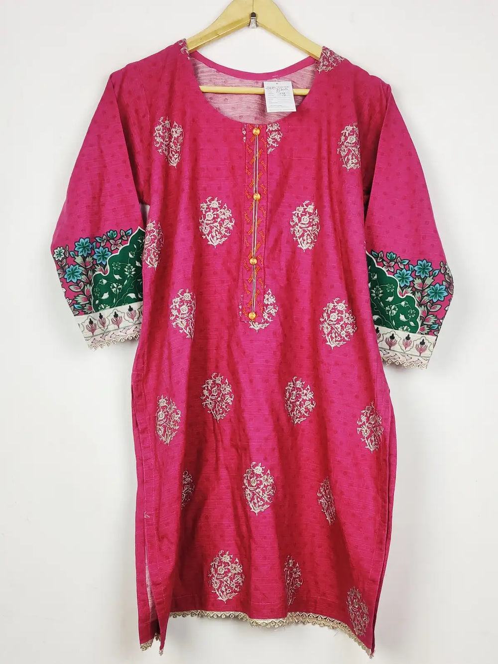 Buy online pre-used pre-loved 100% authentic & Original branded Unknown Brand (WBK-2706) available in Pakistan. Top international brands avilable.