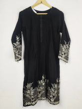 Buy online pre-used pre-loved 100% authentic & Original branded Unknown Brand (WBK-2722) available in Pakistan. Top international brands avilable.