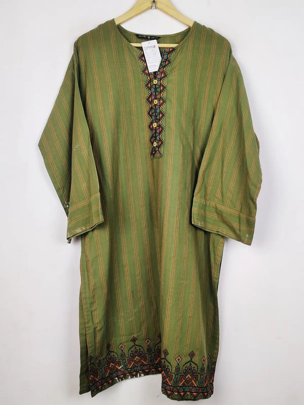 Buy online pre-used pre-loved 100% authentic & Original branded Beechtree (WBK-2762) available in Pakistan. Top international brands avilable.