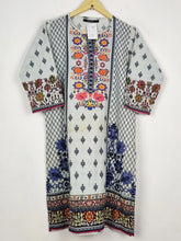 Buy online pre-used pre-loved 100% authentic & Original branded Khaadi (WBK-2814) available in Pakistan. Top international brands avilable.