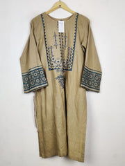 Buy online pre-used pre-loved 100% authentic & Original branded Unknown Brand (WBK-2836) available in Pakistan. Top international brands avilable.