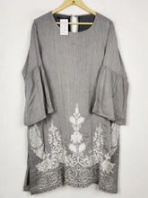 Buy online pre-used pre-loved 100% authentic & Original branded Khaadi (WBK-2853) available in Pakistan. Top international brands avilable.