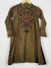 Buy online pre-used pre-loved 100% authentic & Original branded Motif (WBK-2913) available in Pakistan. Top international brands avilable.