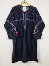 Buy online pre-used pre-loved 100% authentic & Original branded Khaadi (WBK-2950) available in Pakistan. Top international brands avilable.