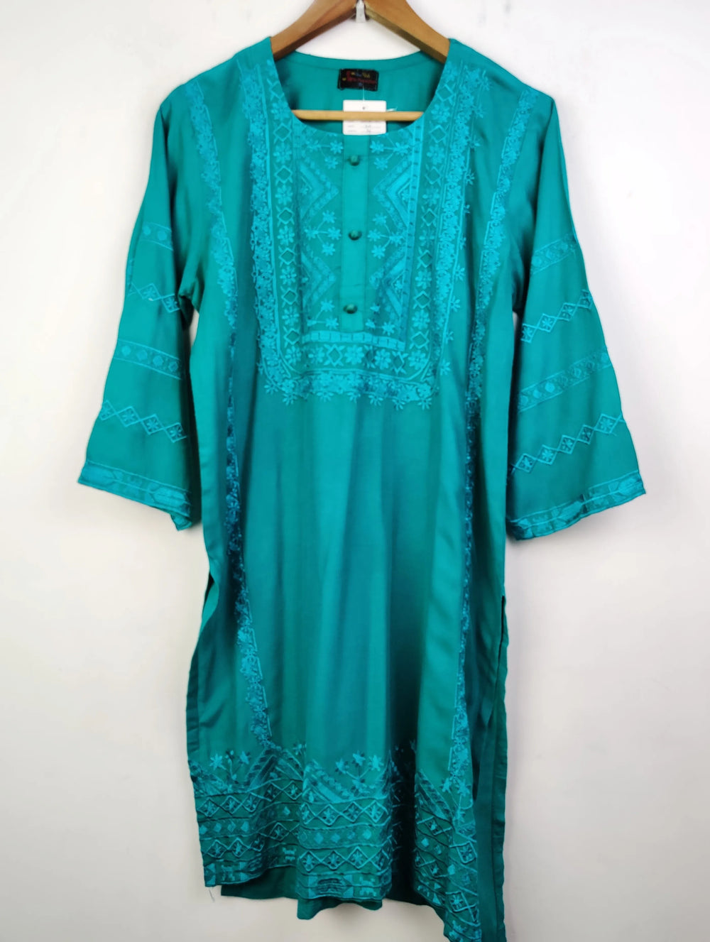 Buy online pre-used pre-loved 100% authentic & Original branded Bin Wali (WBK-301) available in Pakistan. Top international brands avilable.