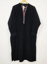Buy online pre-used pre-loved 100% authentic & Original branded Khaadi (WBK-3026) available in Pakistan. Top international brands avilable.