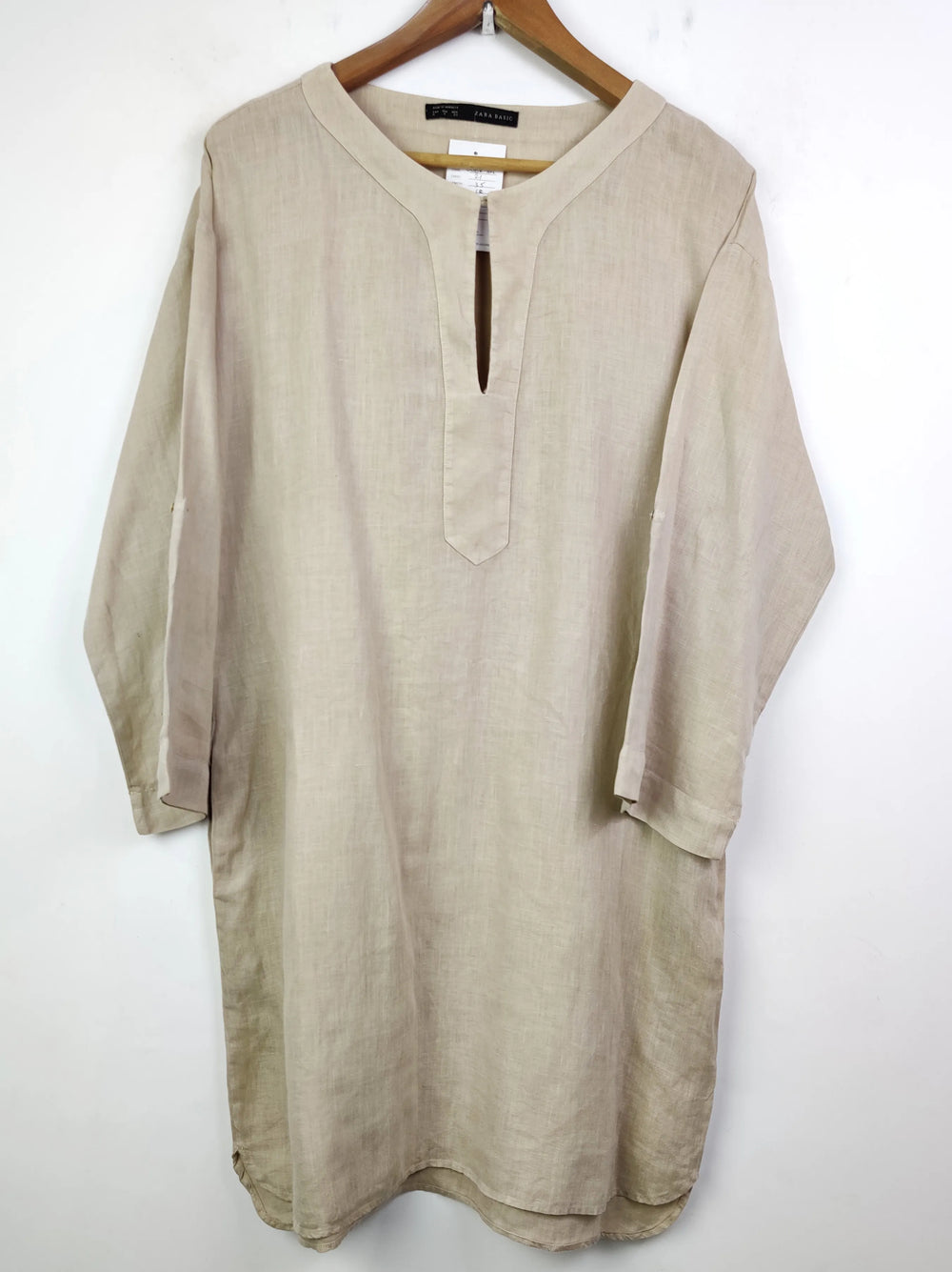 Buy online pre-used pre-loved 100% authentic & Original branded Zara (WBK-302) available in Pakistan. Top international brands avilable.