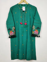 Buy online pre-used pre-loved 100% authentic & Original branded Khaadi (WBK-3135) available in Pakistan. Top international brands avilable.