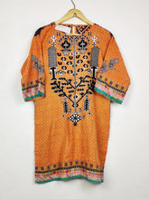 Buy online pre-used pre-loved 100% authentic & Original branded Unknown Brand (WBK-3182) available in Pakistan. Top international brands avilable.