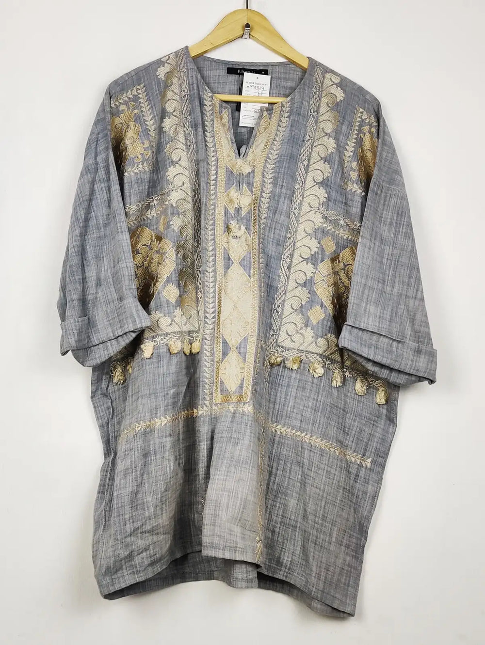 Buy online pre-used pre-loved 100% authentic & Original branded Khaadi (WBK-3219) available in Pakistan. Top international brands avilable.