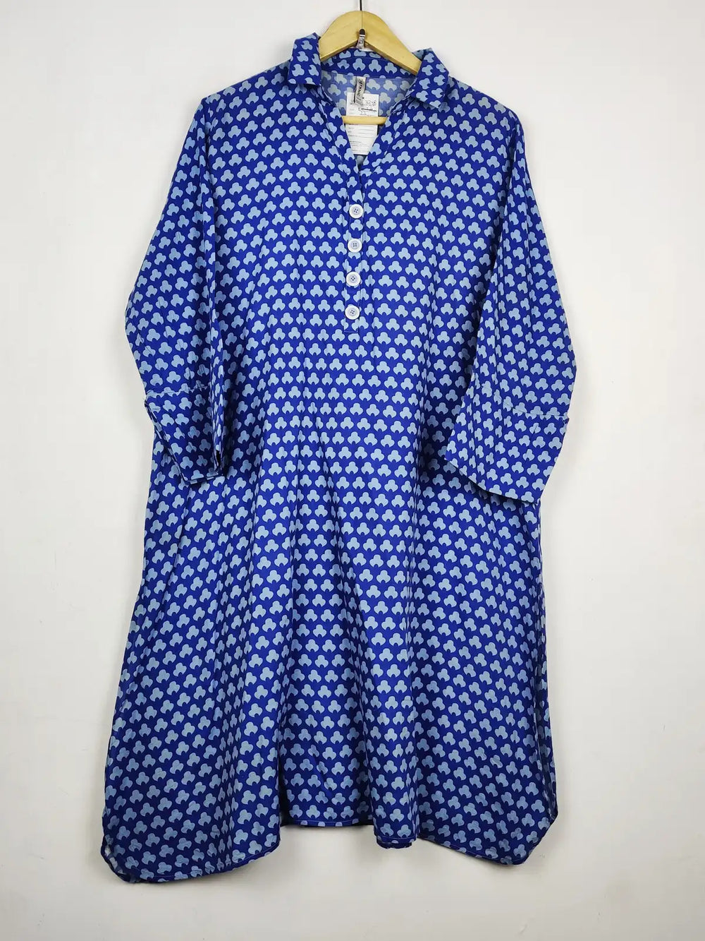 Buy online pre-used pre-loved 100% authentic & Original branded Ethnic (WBK-3248) available in Pakistan. Top international brands avilable.