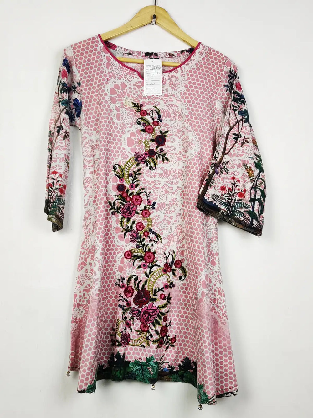 Buy online pre-used pre-loved 100% authentic & Original branded Designer (WBK-3264) available in Pakistan. Top international brands avilable.