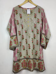 Buy online pre-used pre-loved 100% authentic & Original branded Warda (WBK-3282) available in Pakistan. Top international brands avilable.