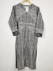 Buy online pre-used pre-loved 100% authentic & Original branded Ethnic (WBK-3315) available in Pakistan. Top international brands avilable.