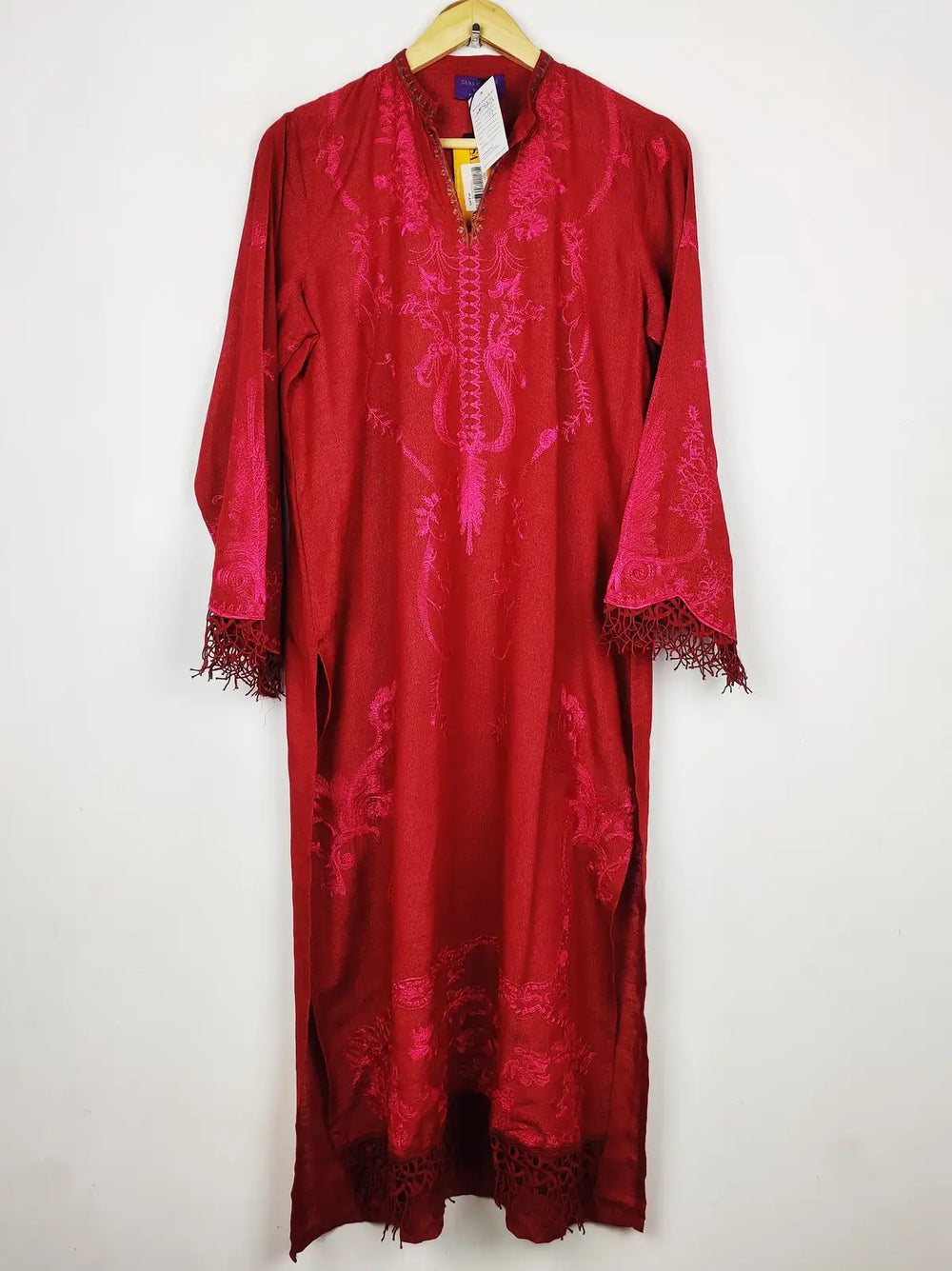 Buy online pre-used pre-loved 100% authentic & Original branded Sana Safinaz (WBK-3319) available in Pakistan. Top international brands avilable.