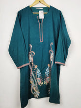 Buy online pre-used pre-loved 100% authentic & Original branded Khaadi (WBK-3335) available in Pakistan. Top international brands avilable.